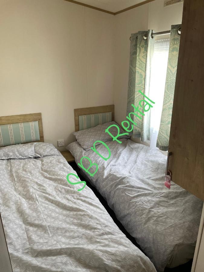 Summer Breeze Deluxe Caravan Rental Saint Osyth 外观 照片