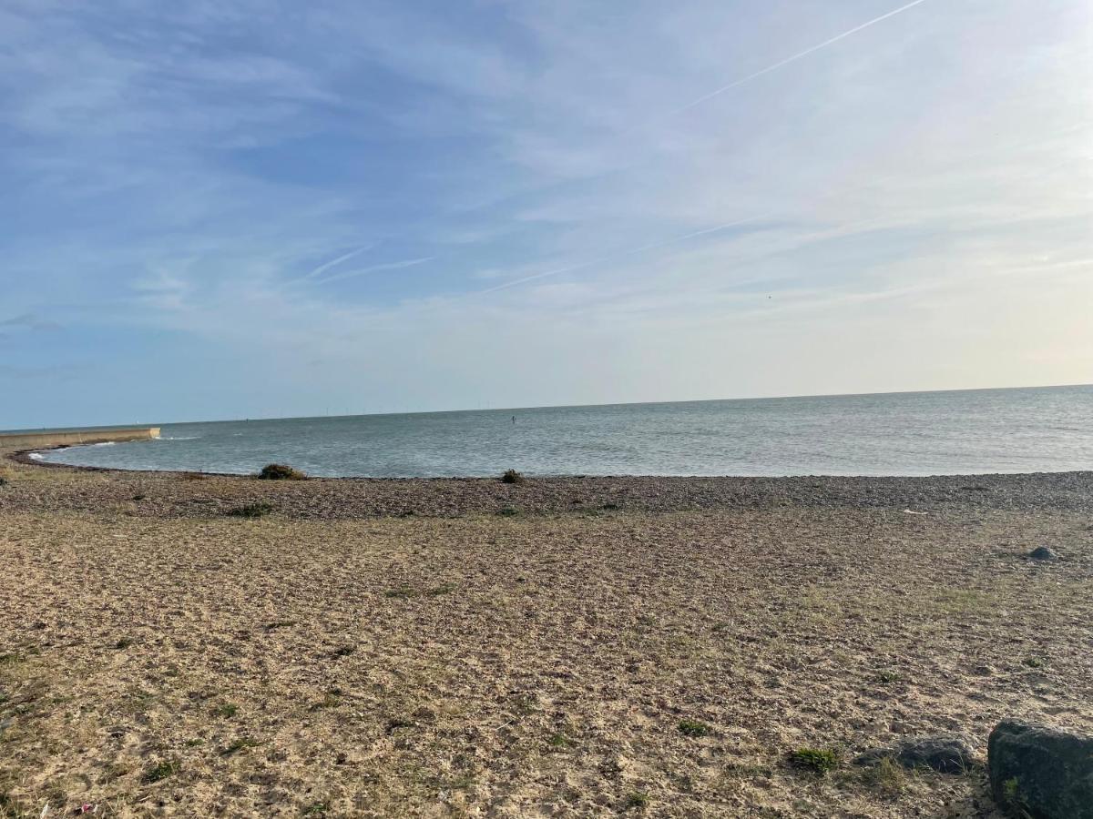Summer Breeze Deluxe Caravan Rental Saint Osyth 外观 照片