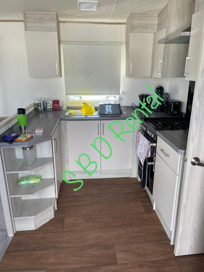 Summer Breeze Deluxe Caravan Rental Saint Osyth 外观 照片