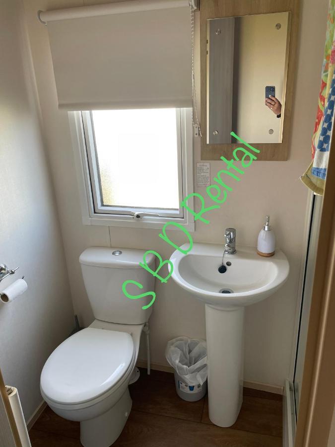 Summer Breeze Deluxe Caravan Rental Saint Osyth 外观 照片