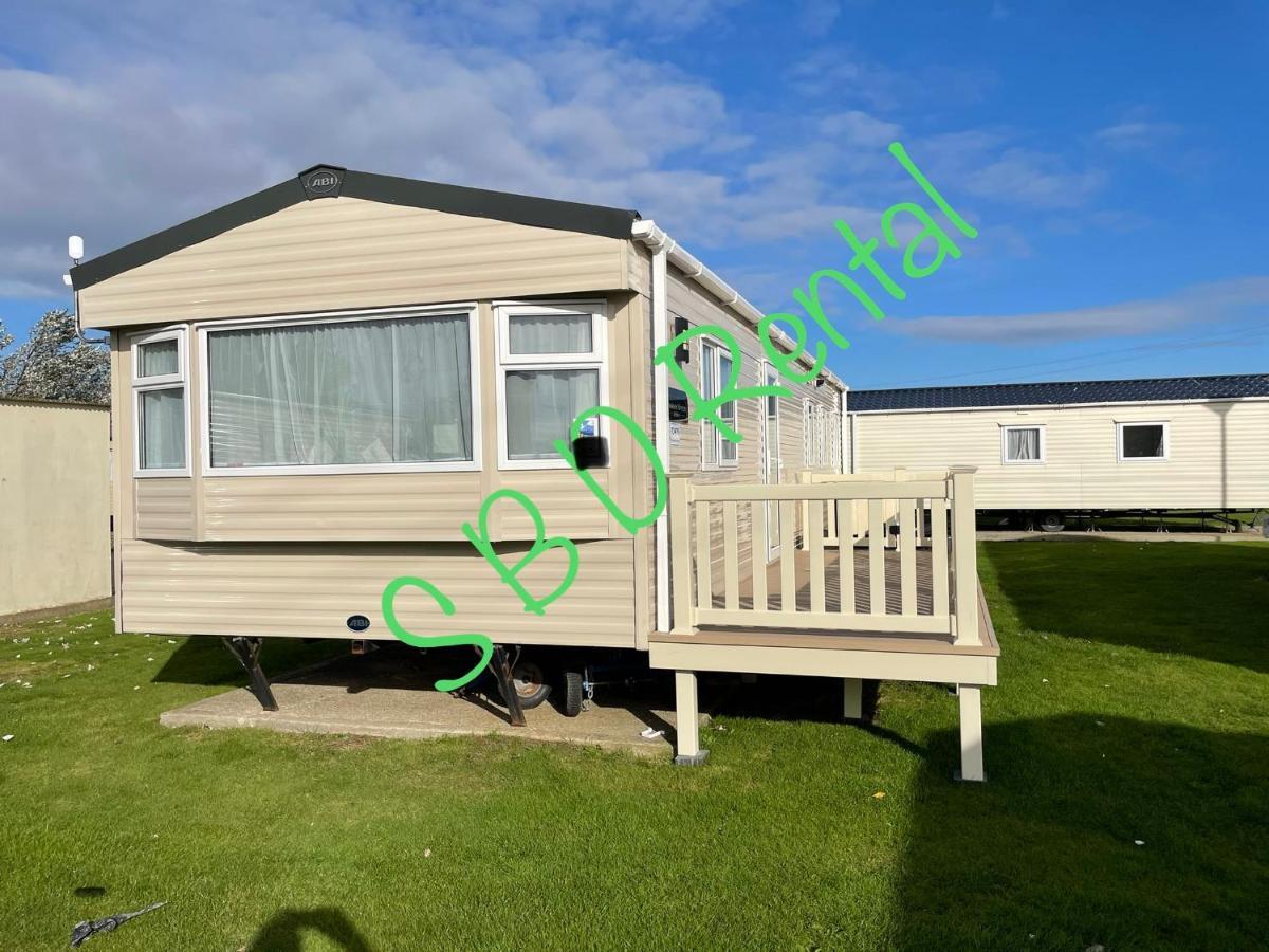 Summer Breeze Deluxe Caravan Rental Saint Osyth 外观 照片