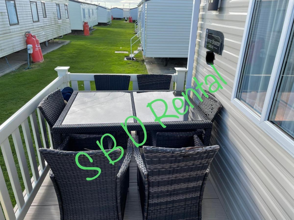 Summer Breeze Deluxe Caravan Rental Saint Osyth 外观 照片